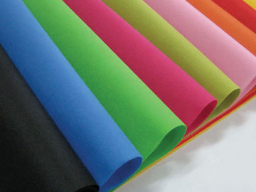 وافق  بوليبروبيلين سبونبوند أقمشة غير منسوجة متعددة الألوان لصنع الأكياس