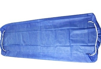 وسادات سرير يمكن التخلص منها مقاومة للرطوبة 126 `` غطاء سرير غير منسوج Sms Pp